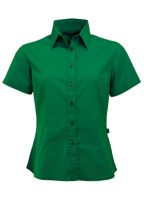 Groen gekleurd dames overhemd met korte mouwen